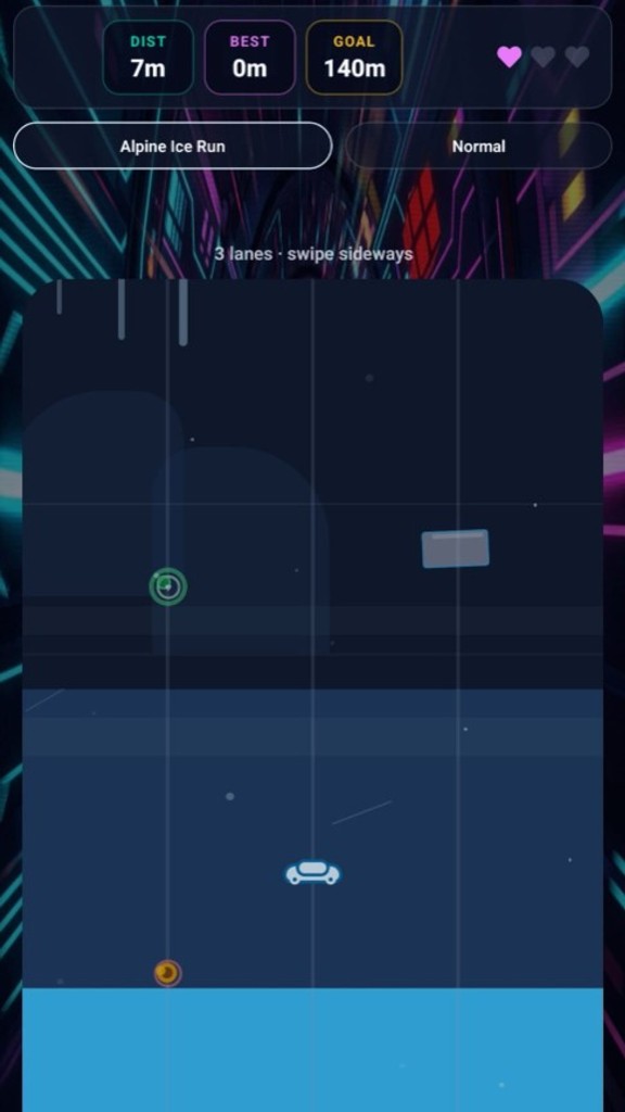 DodgeMaxxer gameplay on Alpine Ice Run, three lanes with car and obstacles